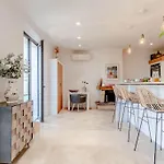 La Bastide L Authentic & Pool L Shellter *