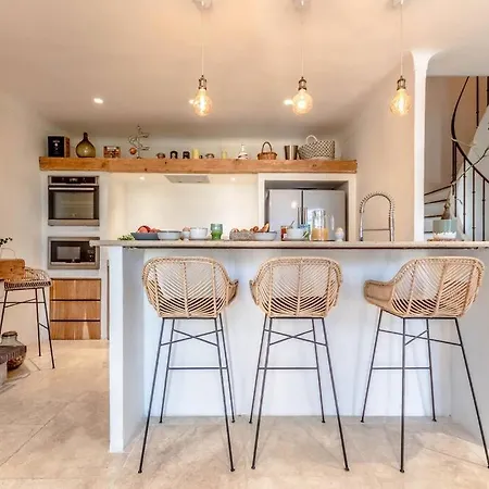 La Bastide L Authentic&pool L Shellter Сasa de vacaciones *