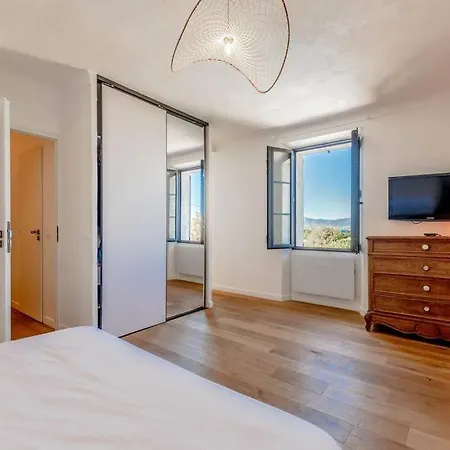 La Bastide L Authentic & Pool L Shellter Saint-Tropez