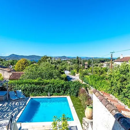 La Bastide L Authentic & Pool L Shellter *